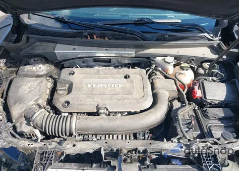 2019 Cadillac Xt4 Premium Luxury z USA, uszkodzony, nr VIN 1GYFZDR44KF150474